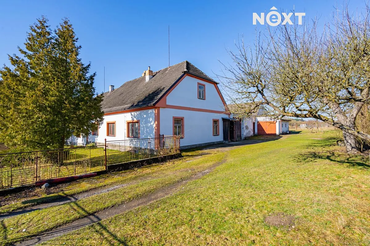 Prodej podílu 1/2 chalupy 250 m², pozemek 16241 m²